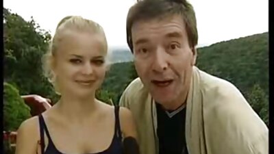 Magányos videó egy figyelemre méltó modellel, aki büszke apa lánya xxx lehet formáira